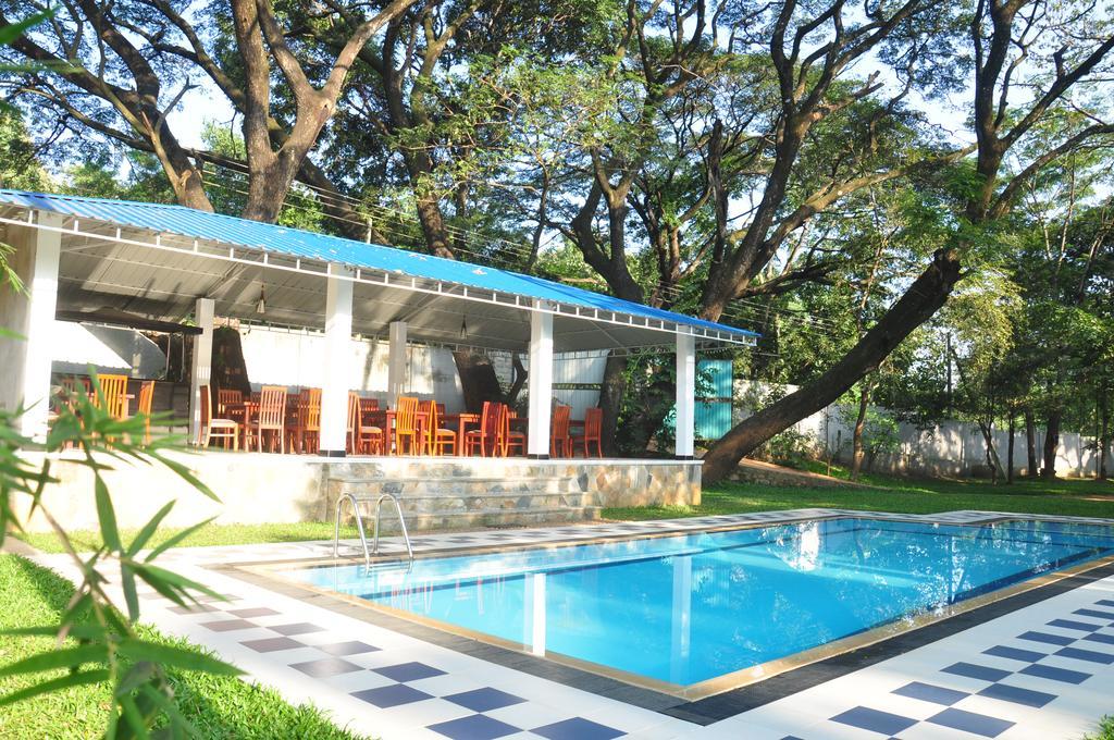 Hotel Grand Kalundawa - Dambulla'S Hidden Secret Esterno foto