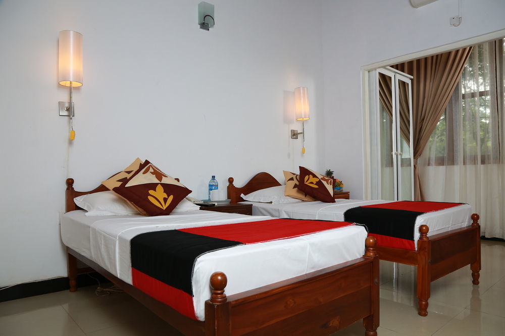 Hotel Grand Kalundawa - Dambulla'S Hidden Secret Esterno foto