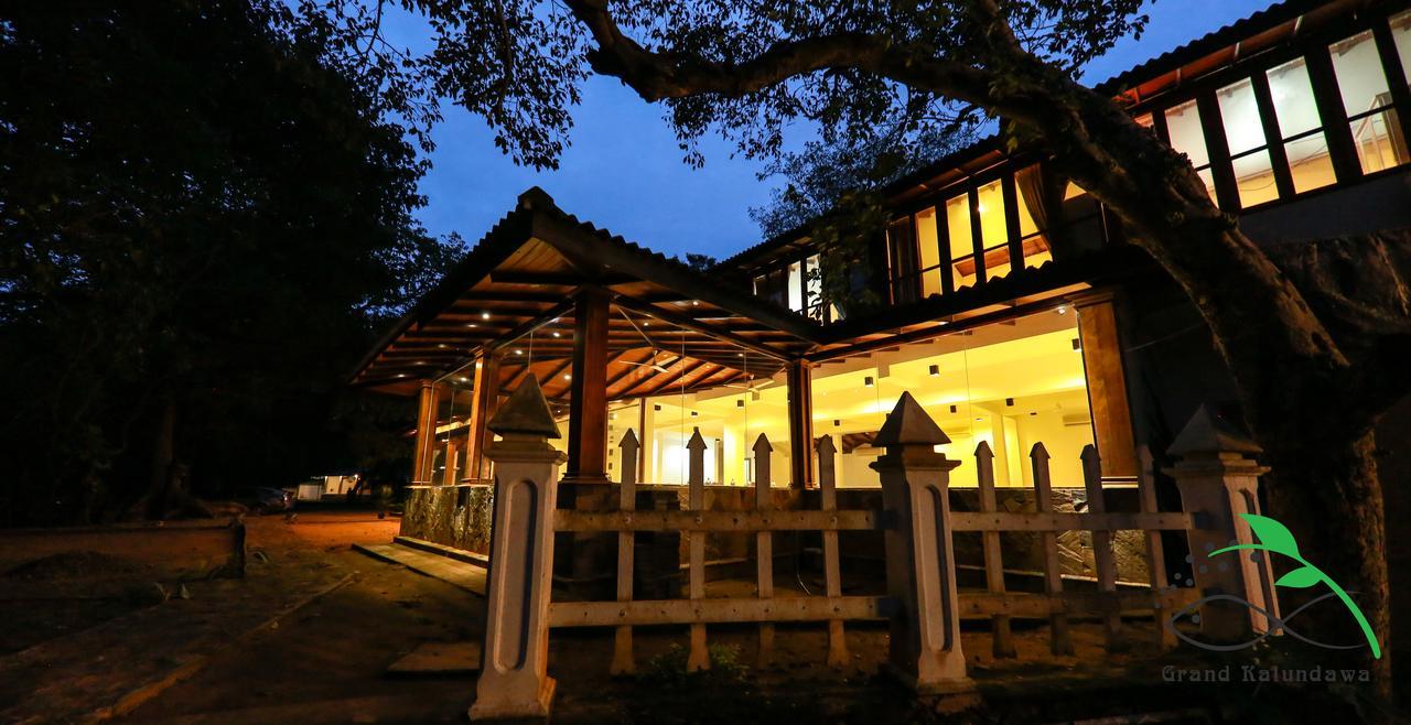 Hotel Grand Kalundawa - Dambulla'S Hidden Secret Esterno foto
